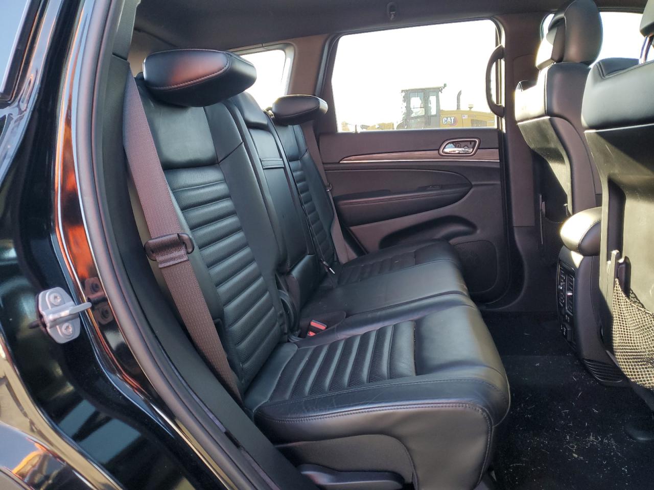 2020 Jeep Grand Cherokee - Image 11