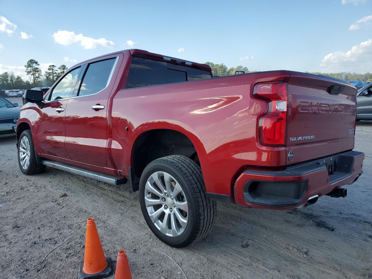 2021 Chevrolet Silverado - Image 2