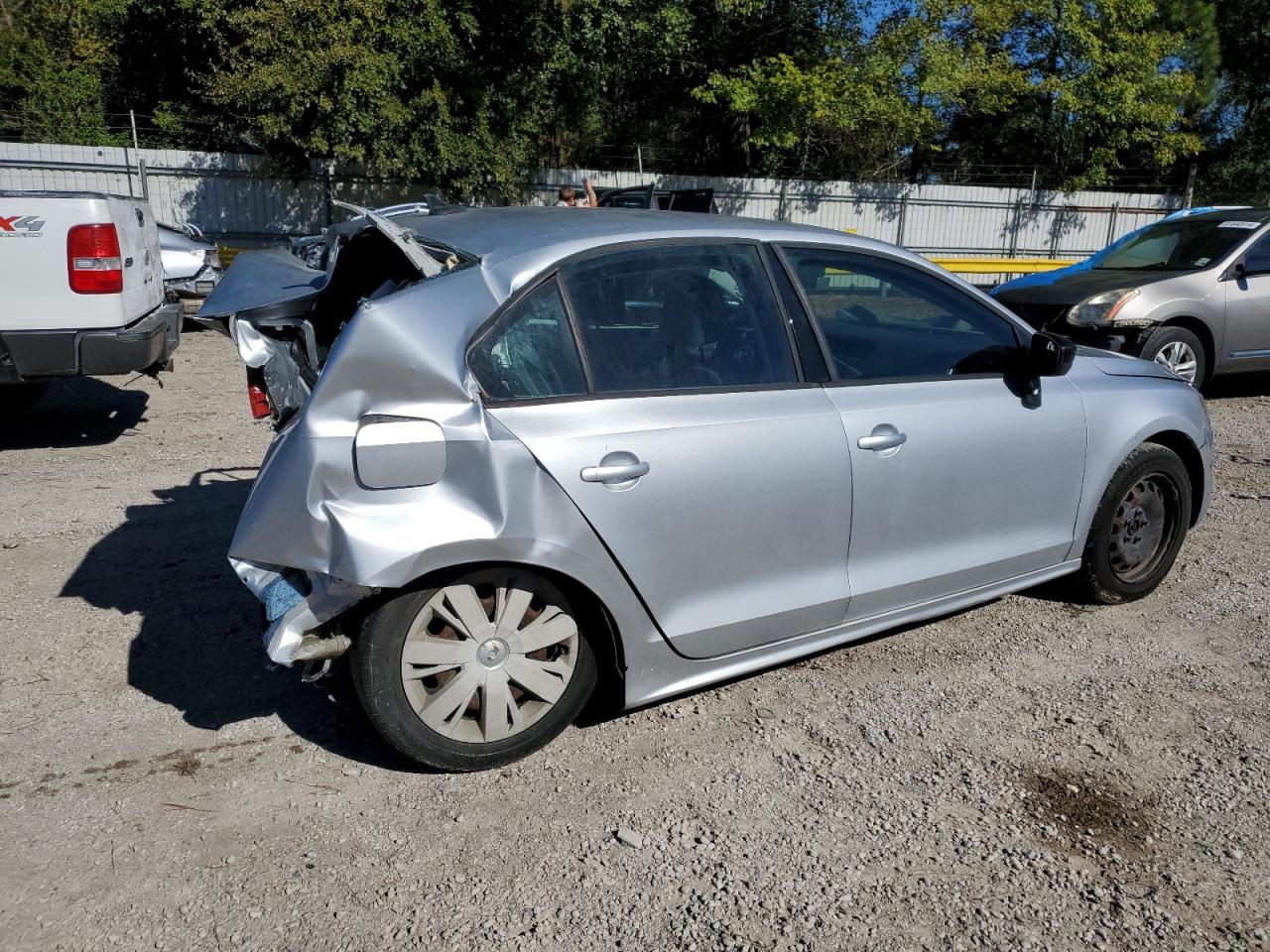 2014 Volkswagen Jetta - Image 3