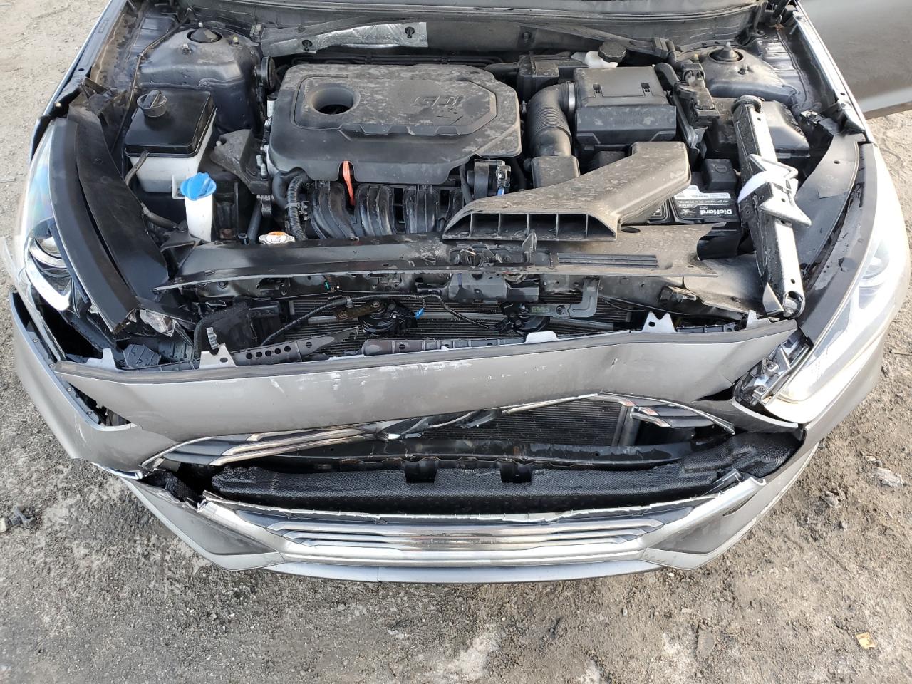 2018 Hyundai Sonata - Image 11