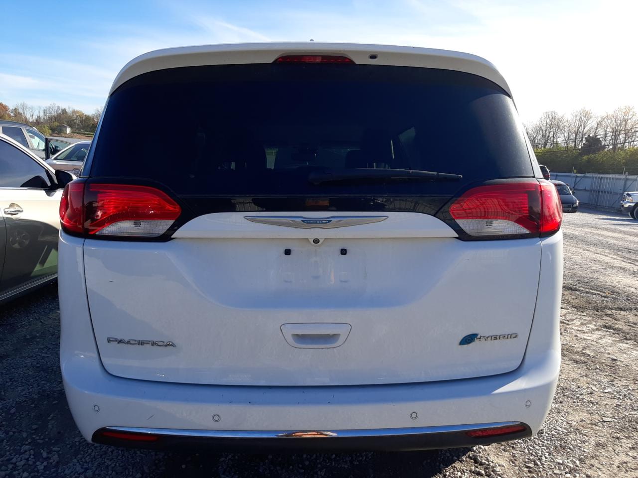 2018 Chrysler Pacifica - Image 6