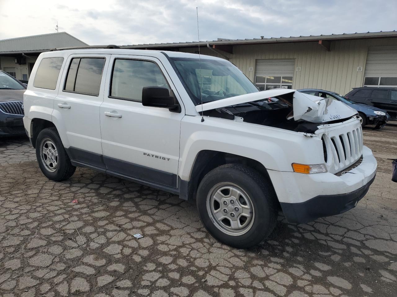 VIN 1C4NJRBB5FD411675 2015 JEEP PATRIOT no.4