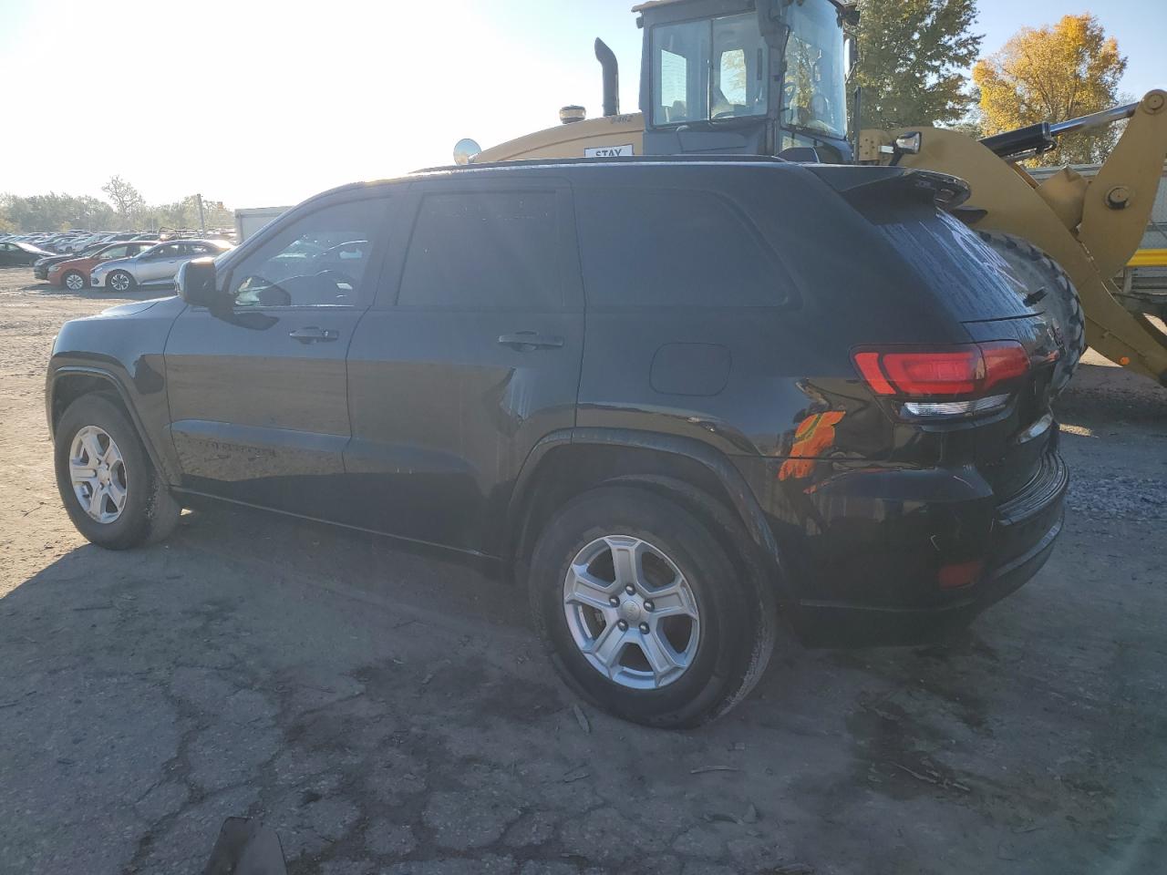 2019 Jeep Grand Cherokee - Image 2