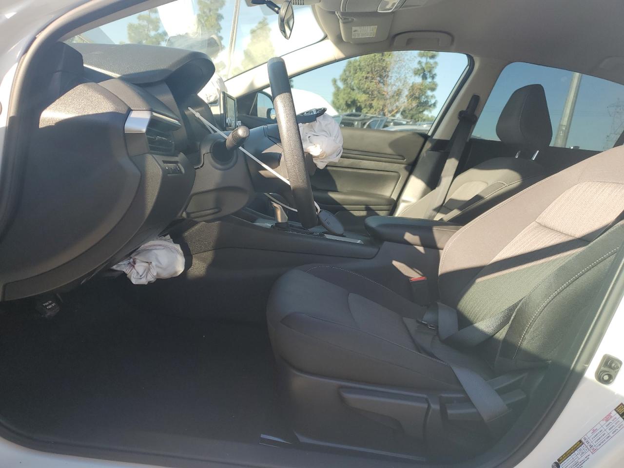 2024 Nissan Altima - Image 7