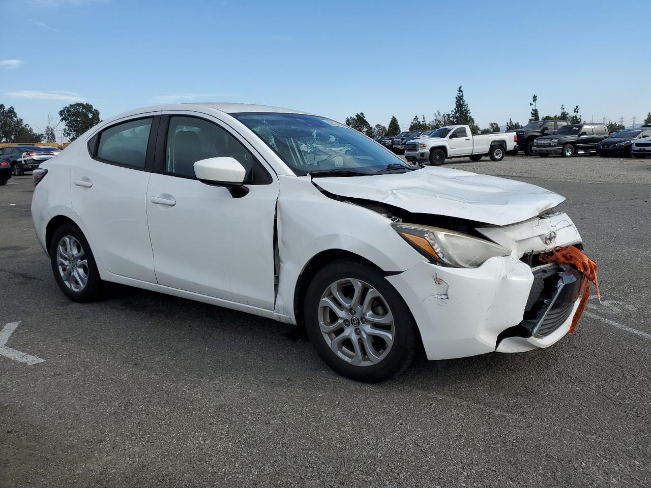 VIN 3MYDLBZVXGY117458 2016 TOYOTA SCION no.4