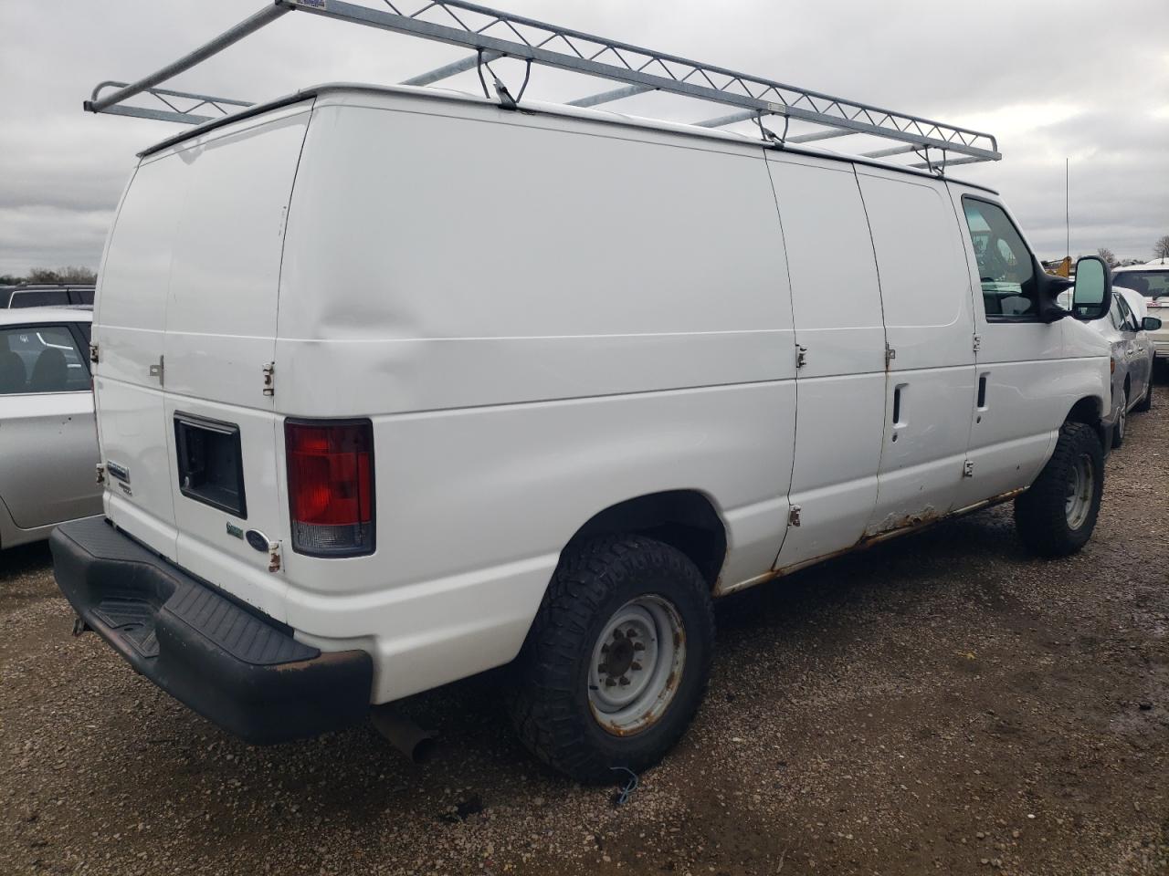 2012 Ford Econoline - Image 3