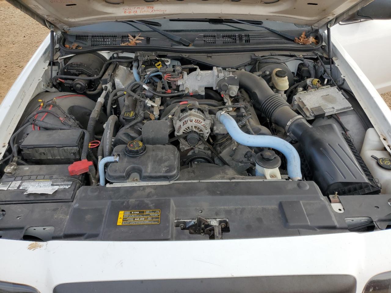 2009 Ford Crown Victoria - Image 11