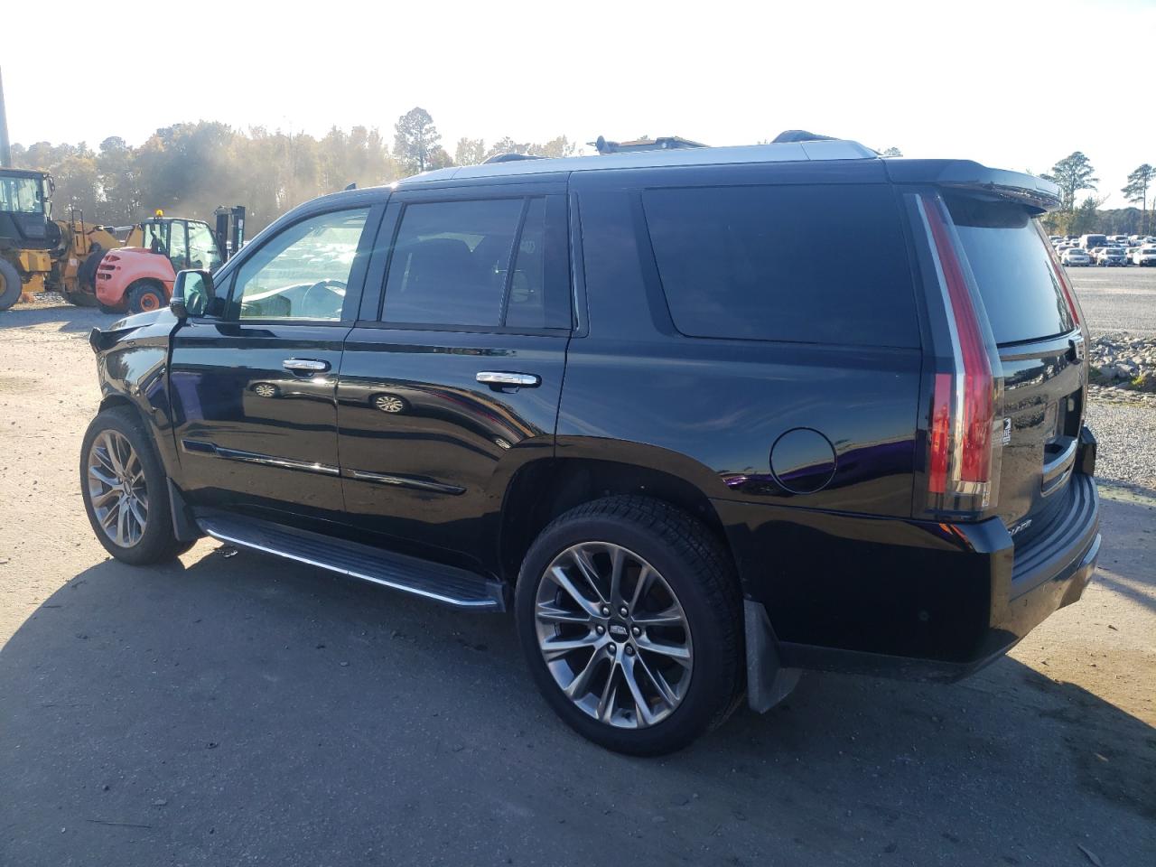 2020 Cadillac Escalade - Image 2
