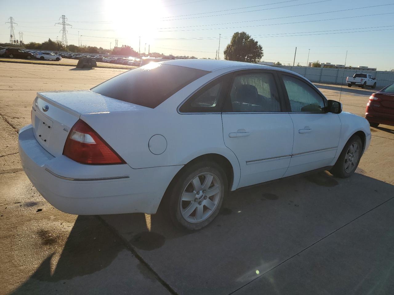 2005 Ford Five Hundred - Image 3