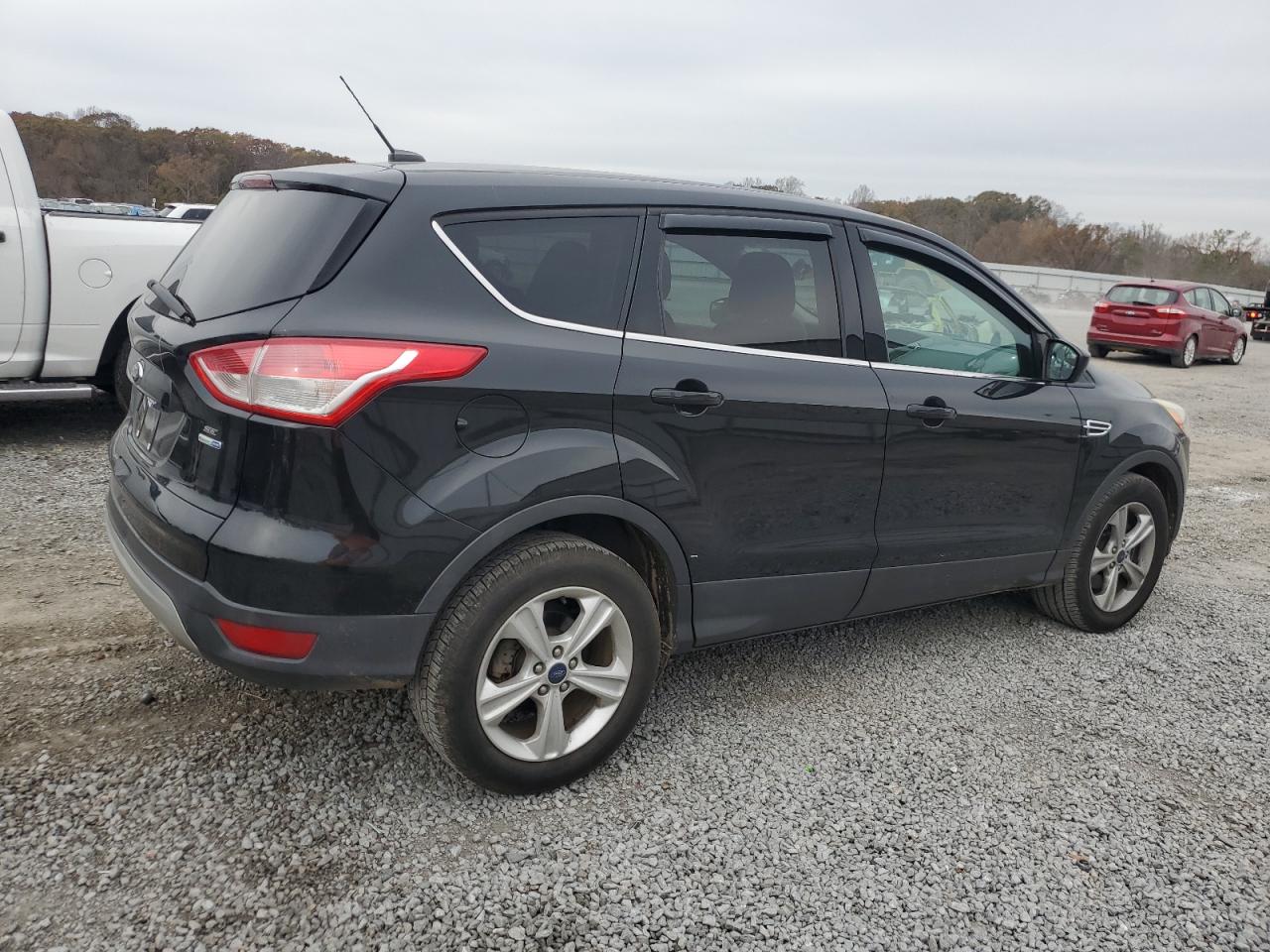 VIN 1FMCU9GX6EUB92111 2014 FORD ESCAPE no.3