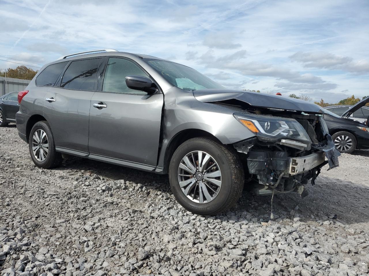 2020 Nissan Pathfinder - Image 4