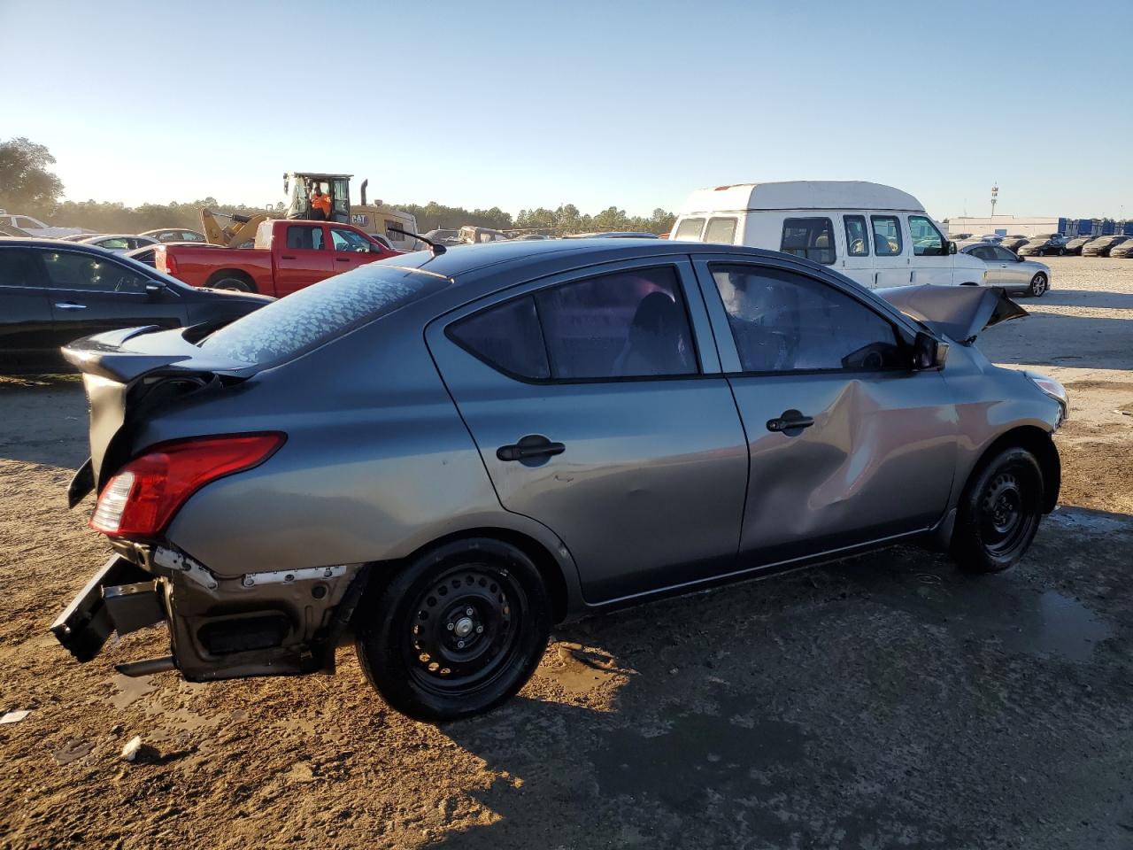 2017 Nissan Versa - Image 3