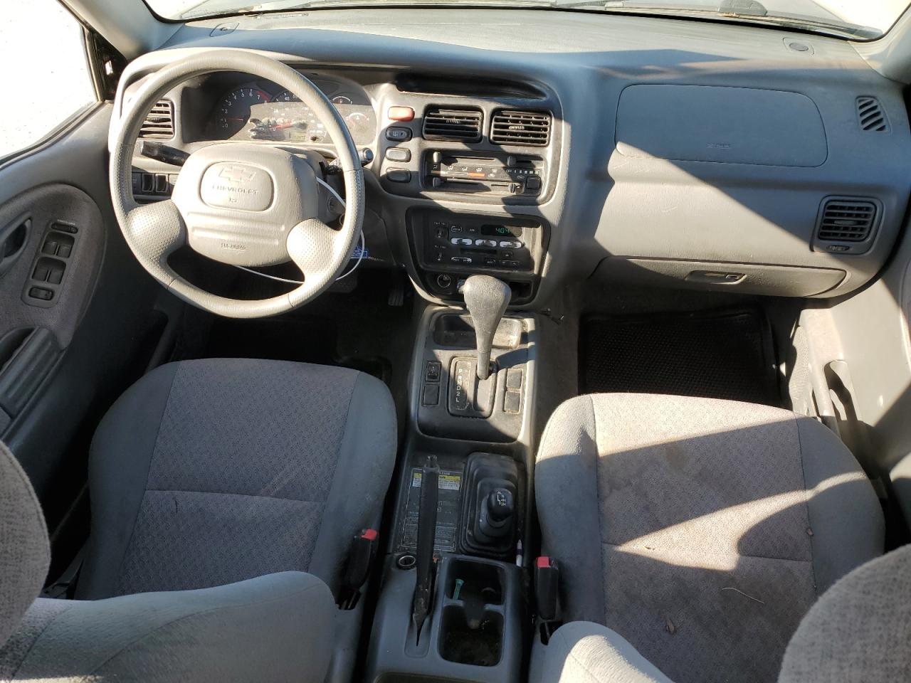 2000 Chevrolet Tracker - Image 8