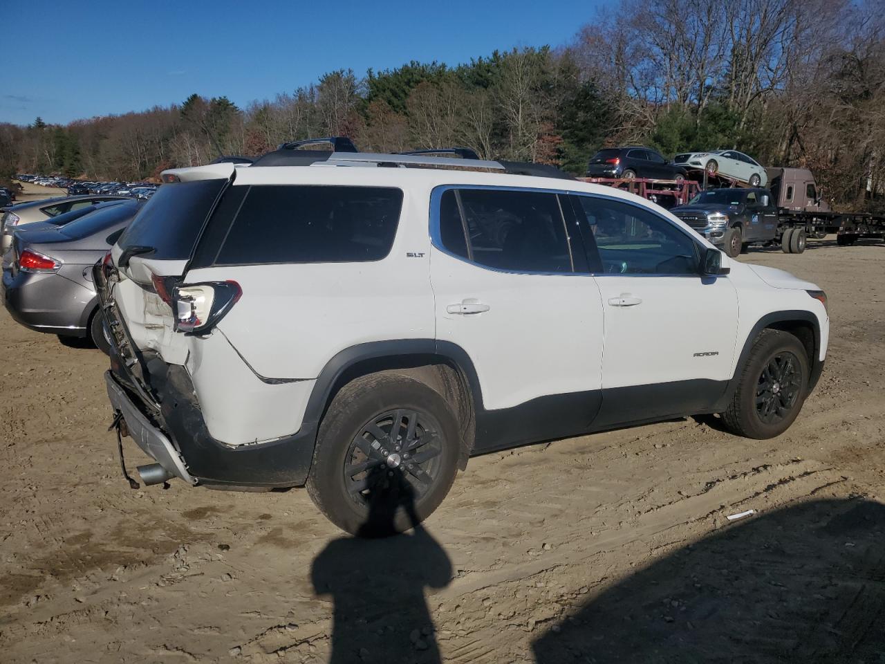 2018 GMC Acadia - Image 3