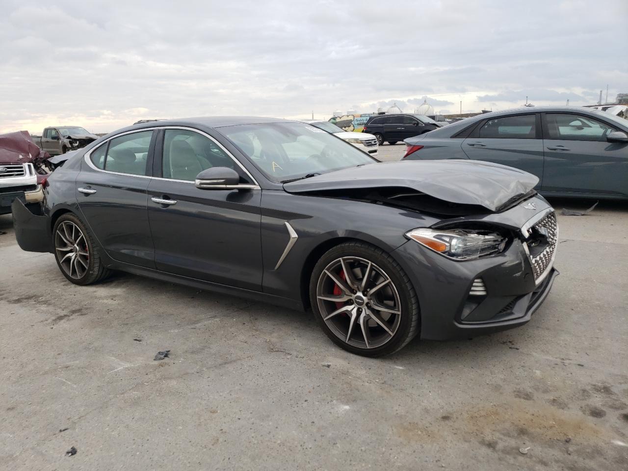 VIN KMTG24LA9KU016408 2019 GENESIS G70 no.4