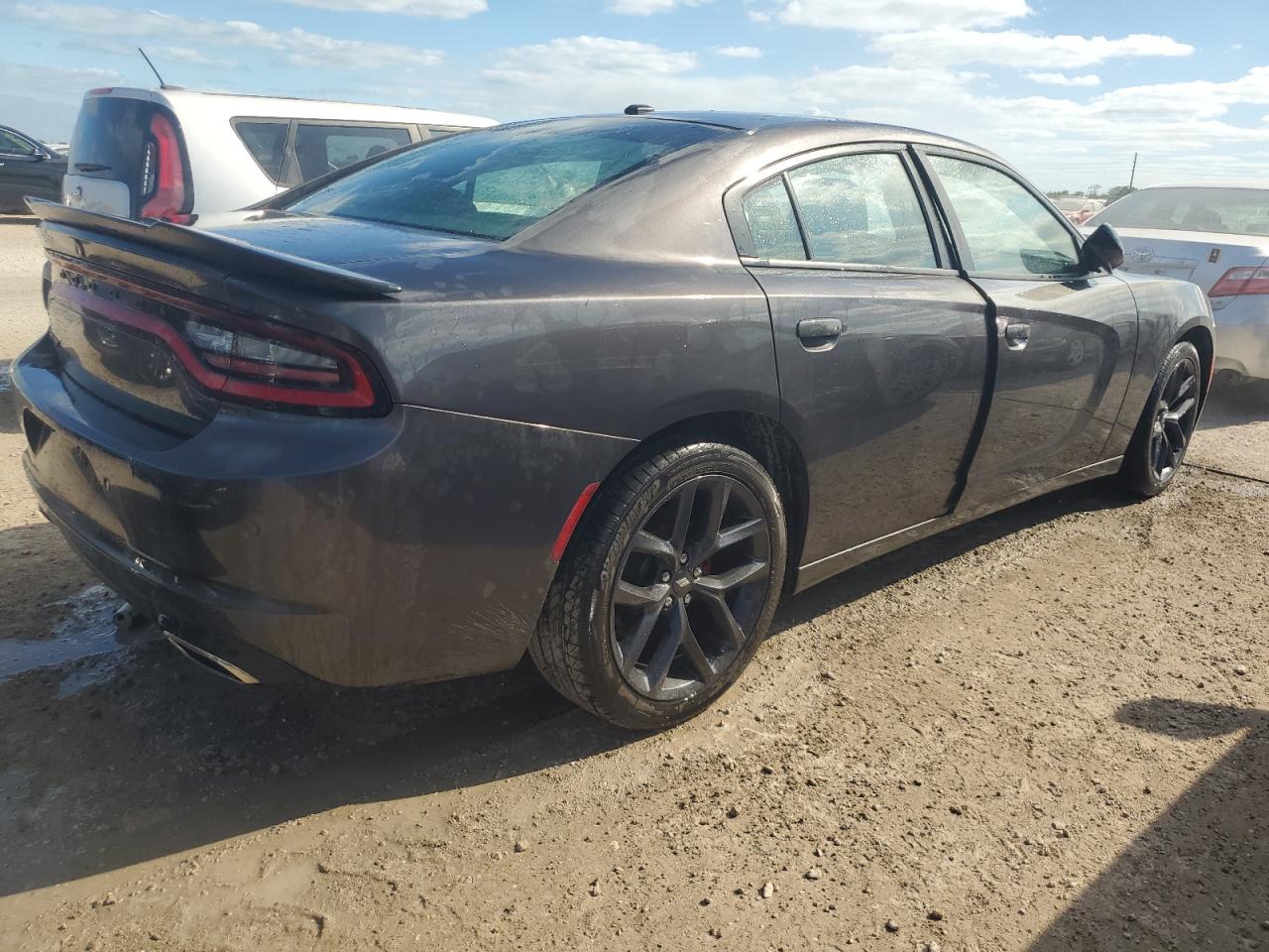 2021 Dodge Charger - Image 3