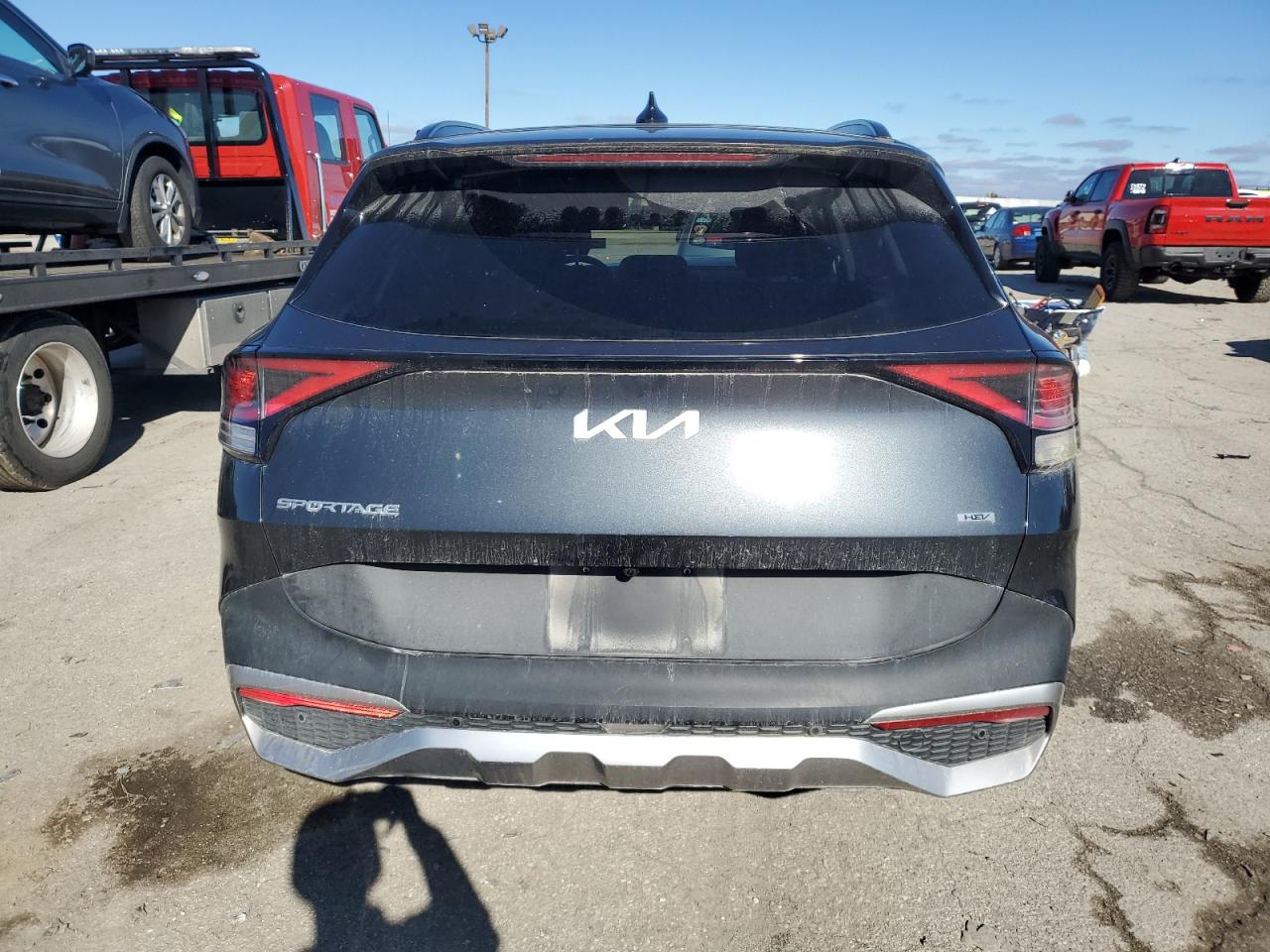 2023 Kia Sportage - Image 6