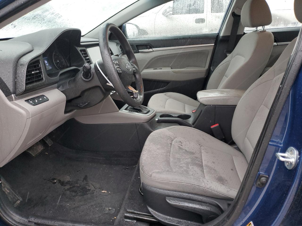 2020 Hyundai Elantra - Image 7