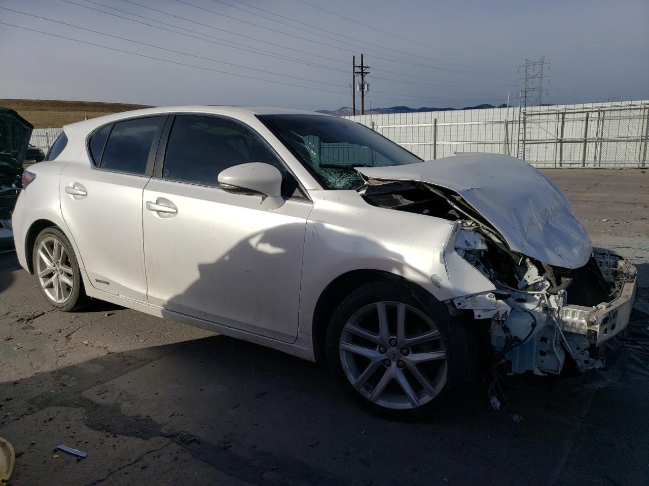 VIN JTHKD5BH7F2220308 2015 LEXUS CT no.4