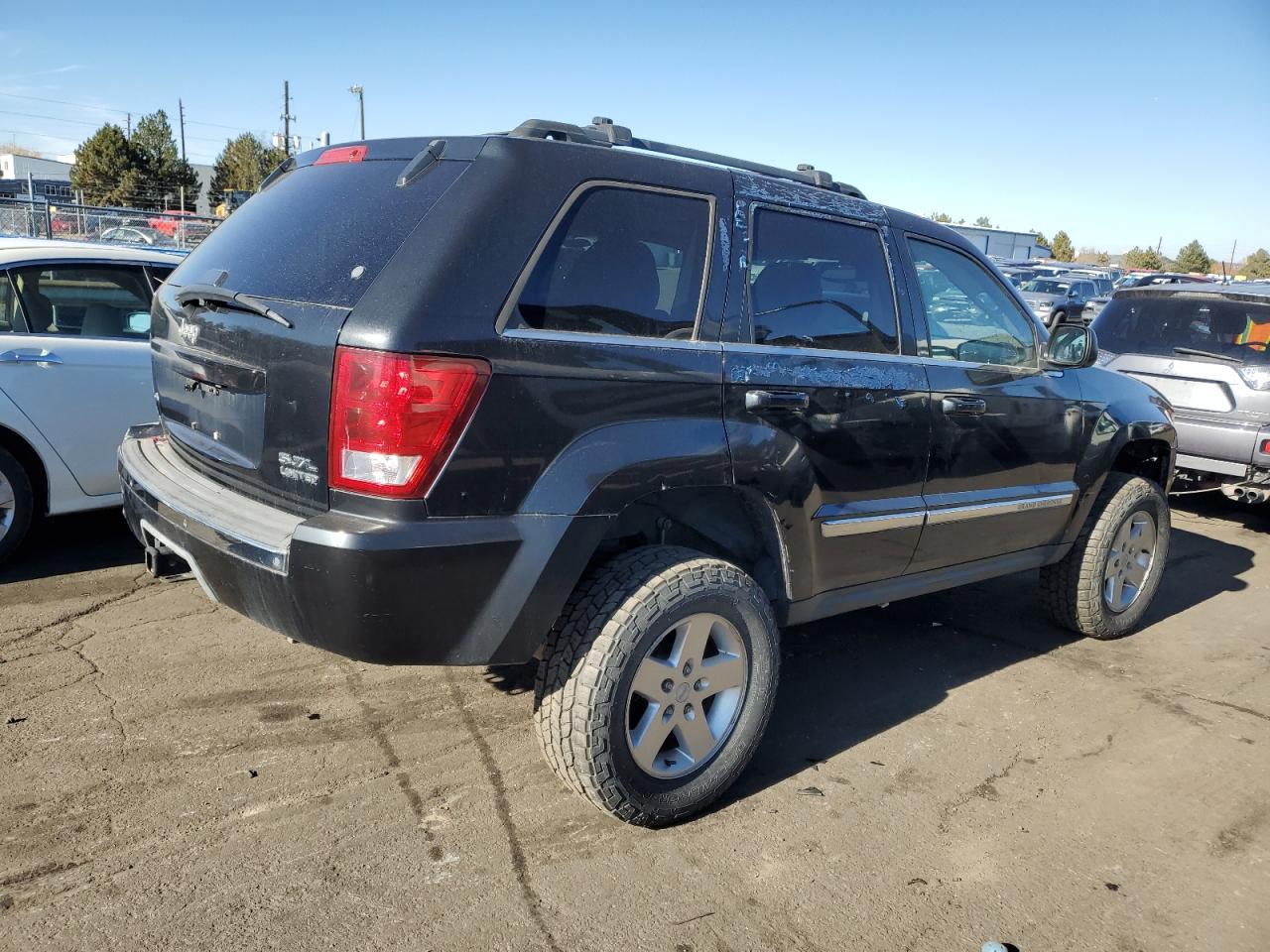 2005 Jeep Grand Cherokee - Image 3