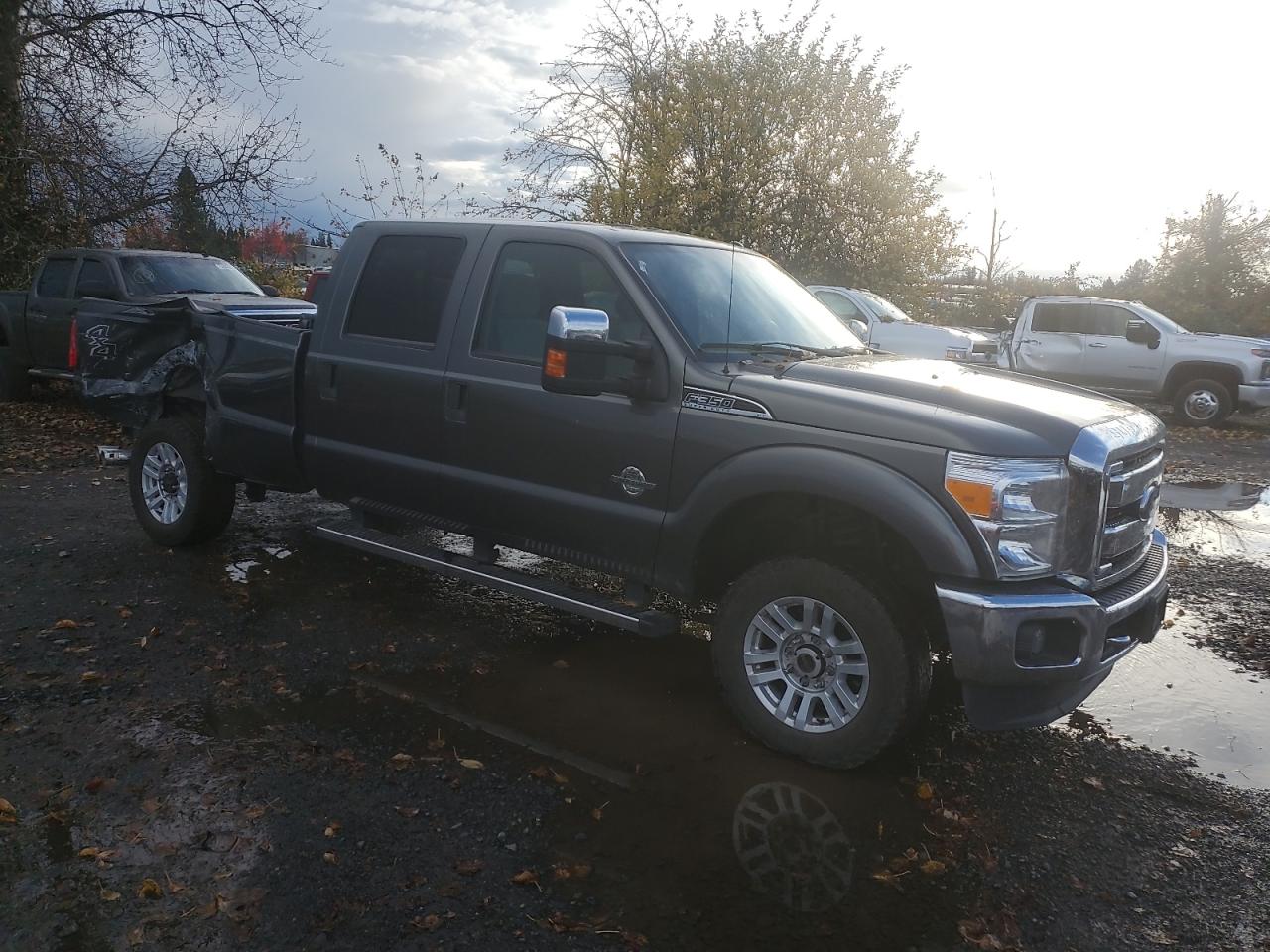 2016 Ford F350 - Image 4