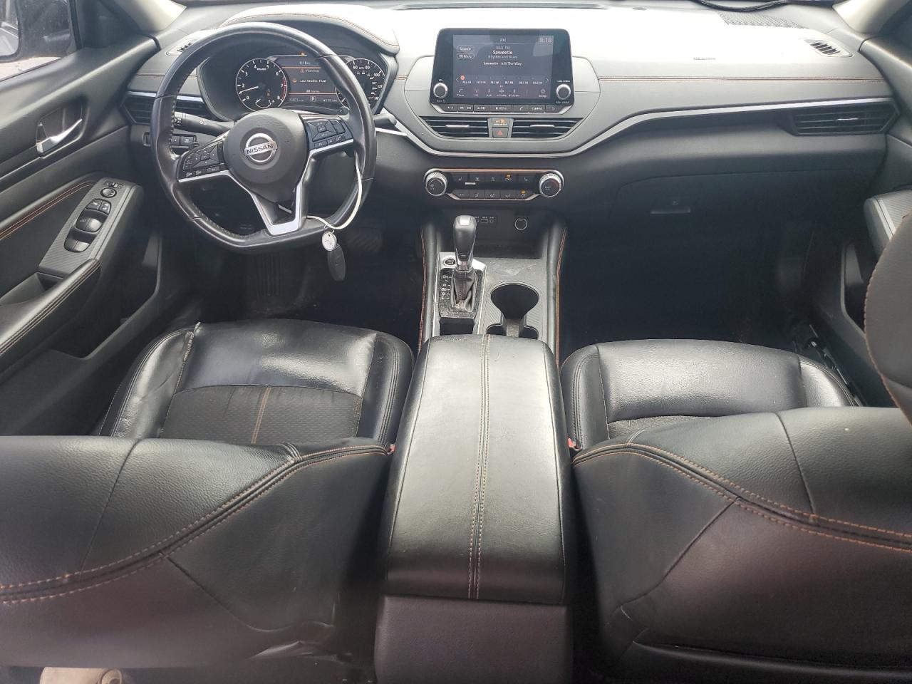 2020 Nissan Altima - Image 8