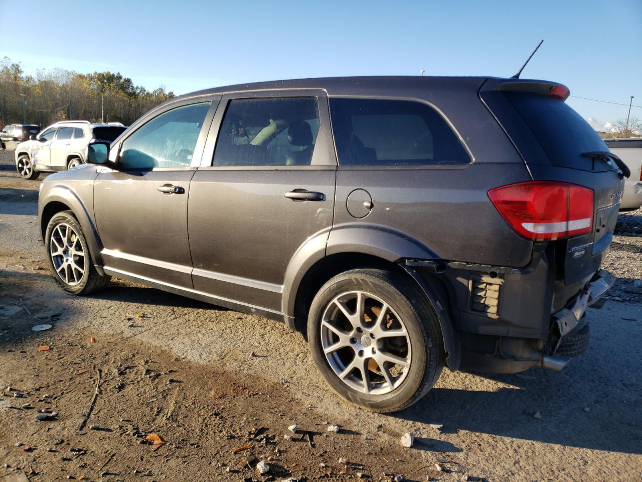 2017 Dodge Journey - Image 2