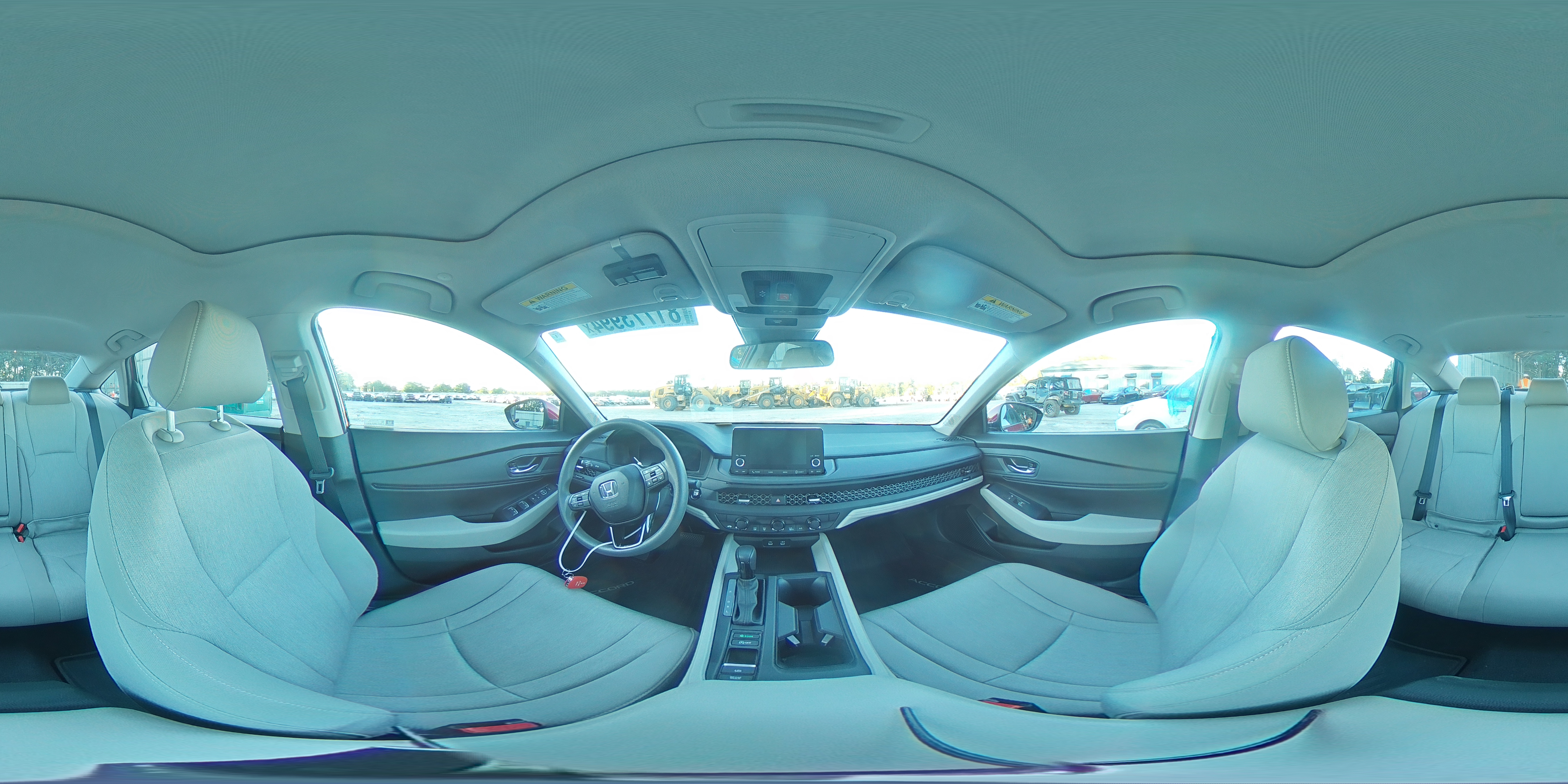 2023 Honda Accord - Image 15