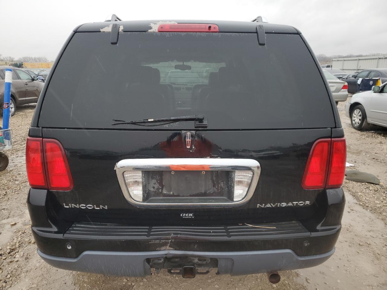 2005 Lincoln Navigator - Image 6