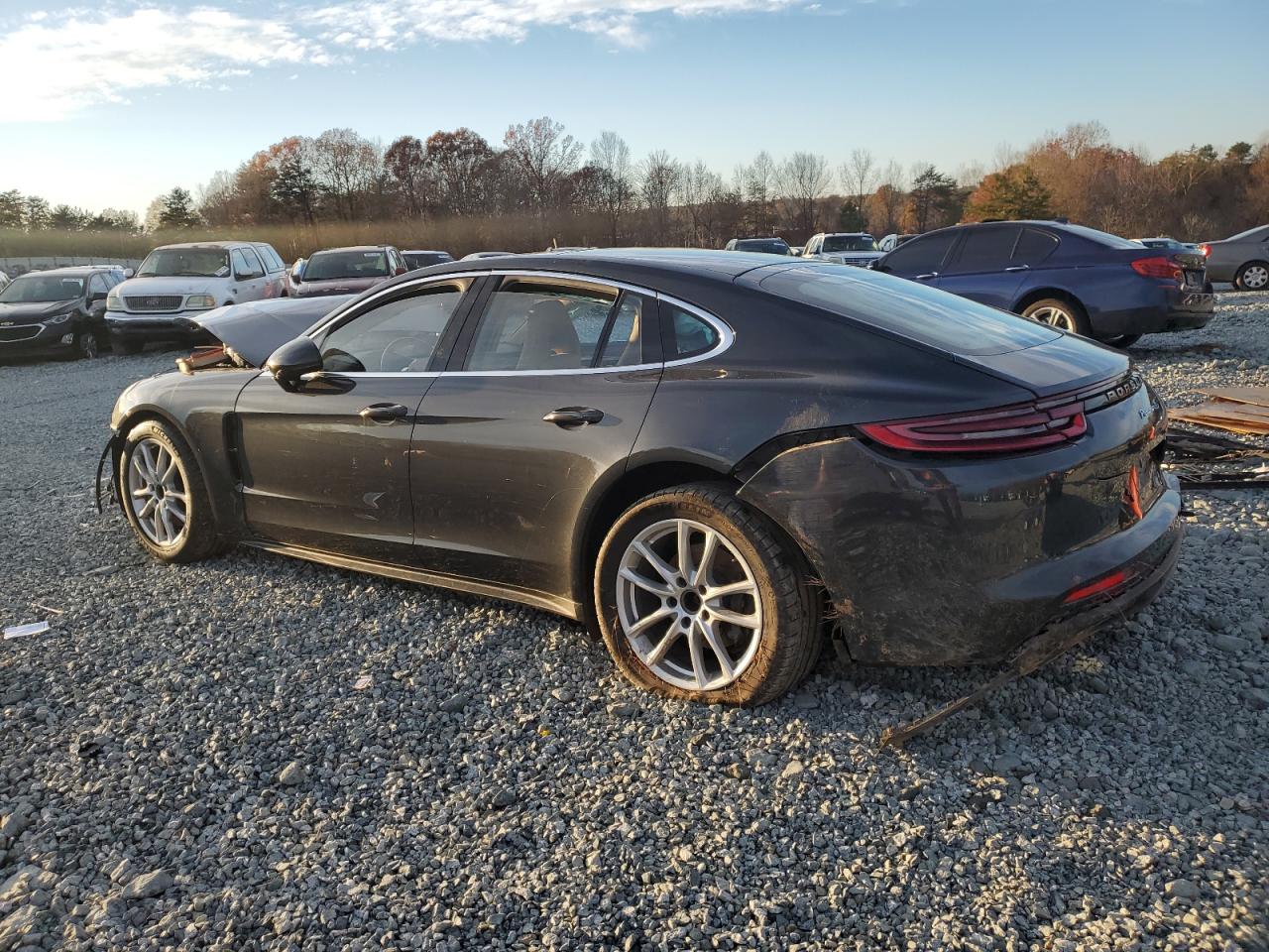 2018 Porsche Panamera - Image 1