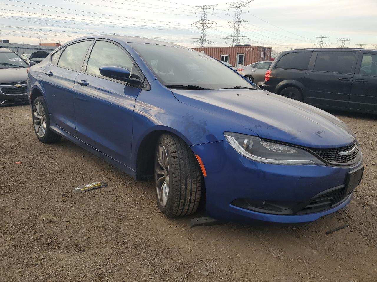 2016 Chrysler 200 - Image 4