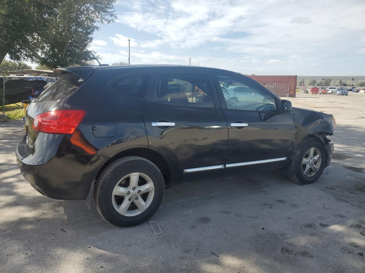 2013 Nissan Rogue - Image 3