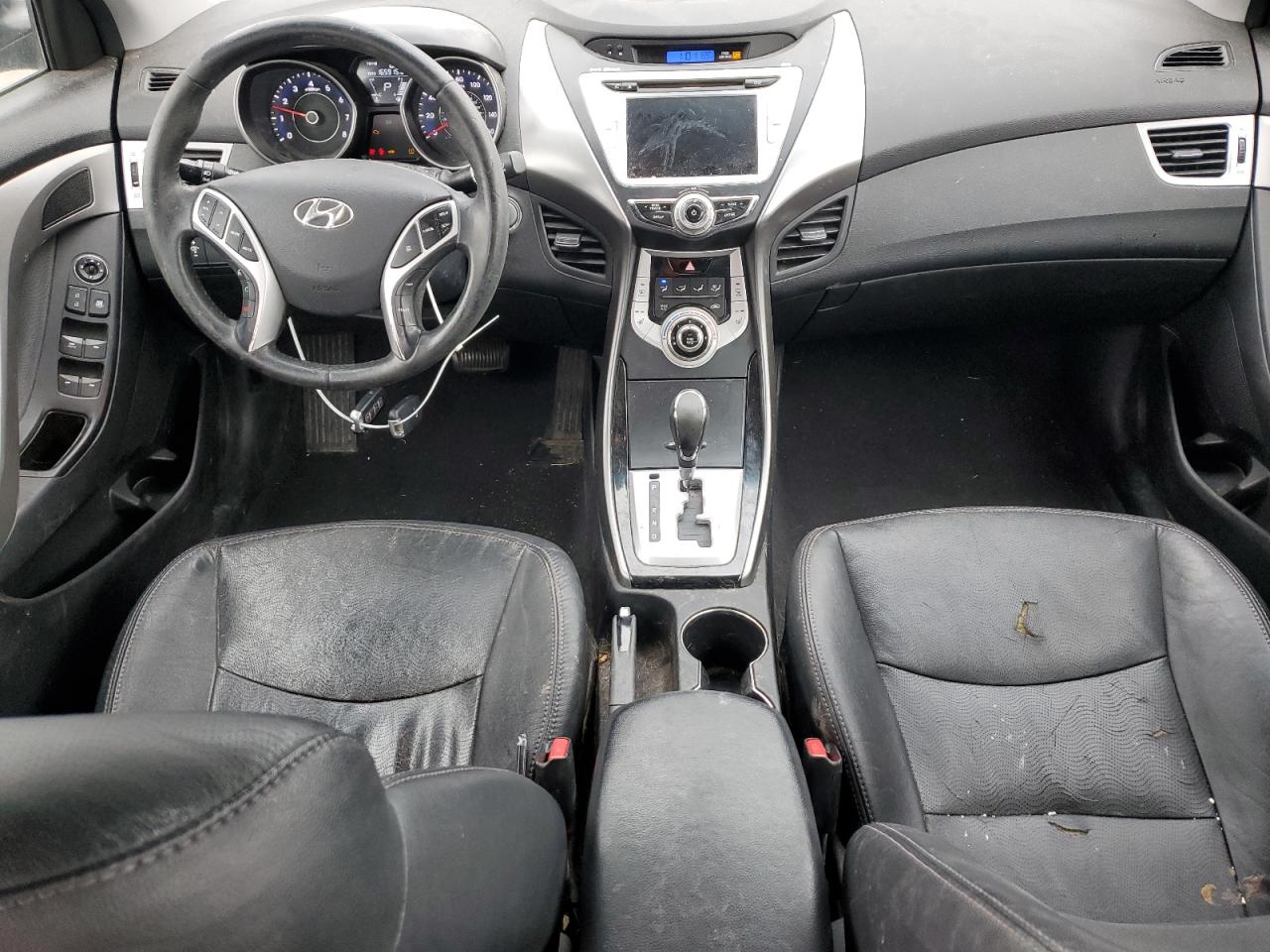 2012 Hyundai Elantra - Image 8