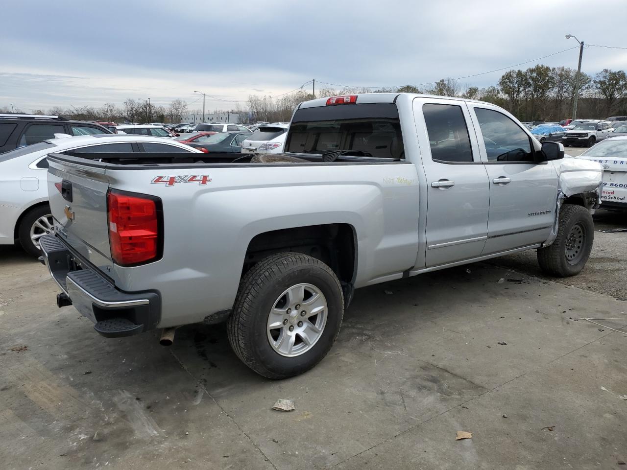 2016 Chevrolet Silverado - Image 3