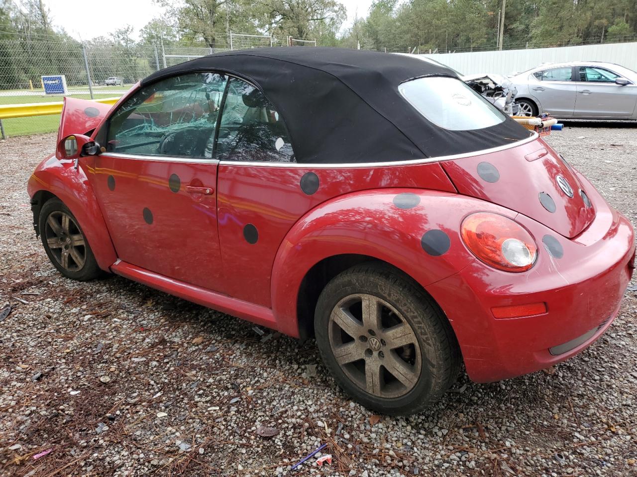 2006 Volkswagen New Beetle Convertible Option Package 1 VIN: 3VWRF31Y96M331237 Lot: 80157744