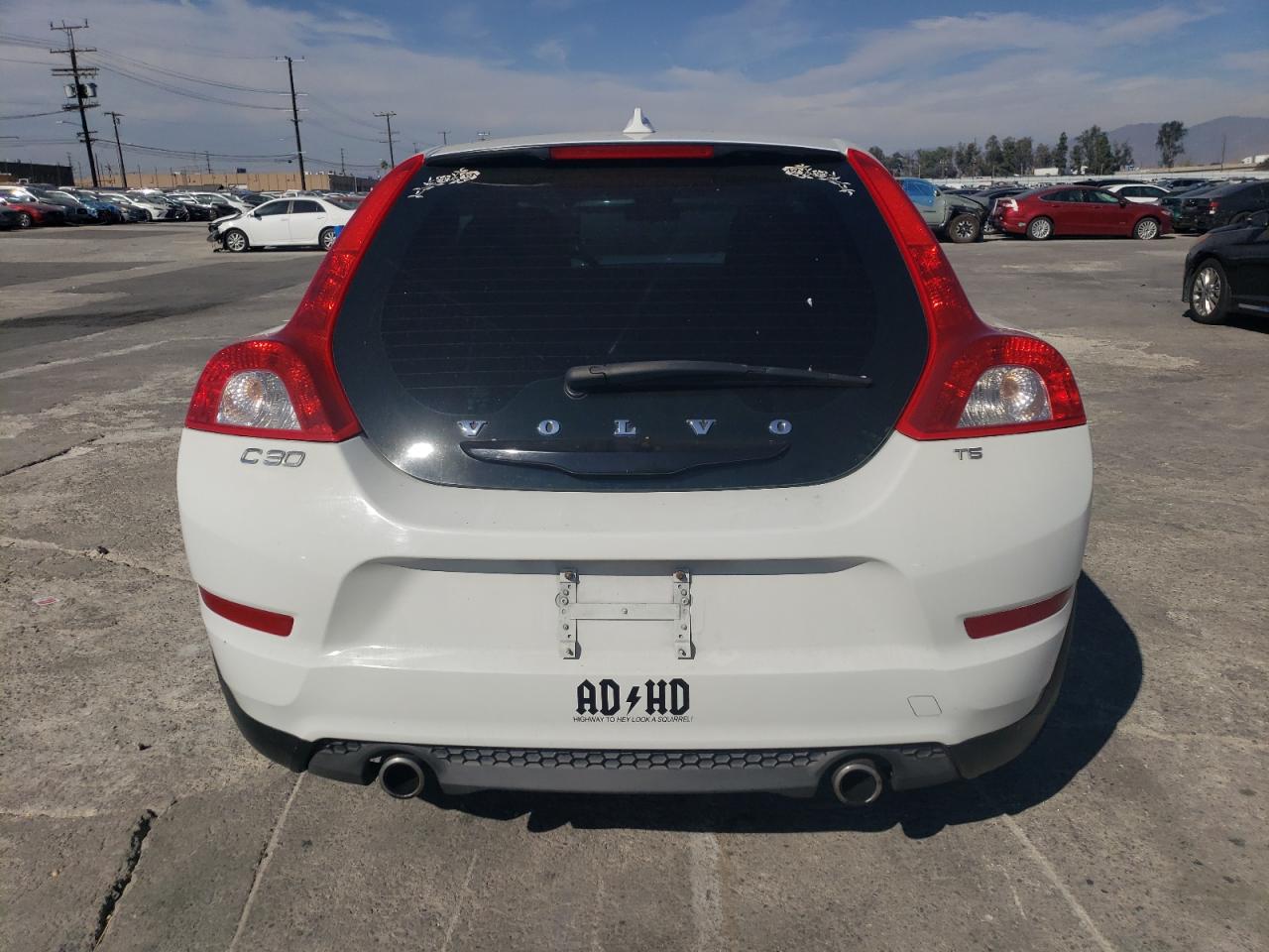 2011 Volvo C30 T5 VIN: YV1672MKXB2198391 Lot: 80393404