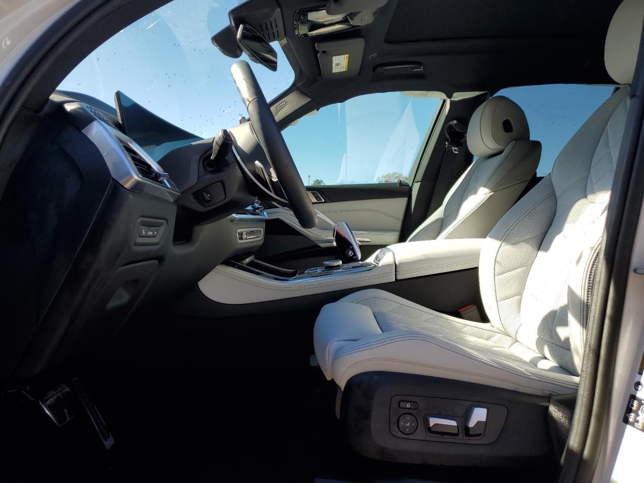 2024 BMW X5 - Image 7