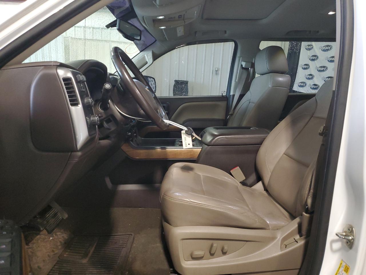 2016 Chevrolet Silverado - Image 7