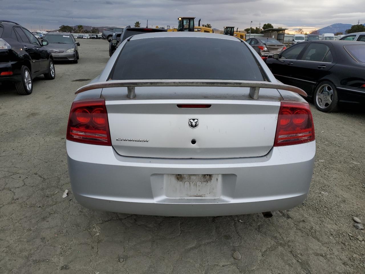 2007 Dodge Charger Se VIN: 2B3KA43R57H713832 Lot: 81803354