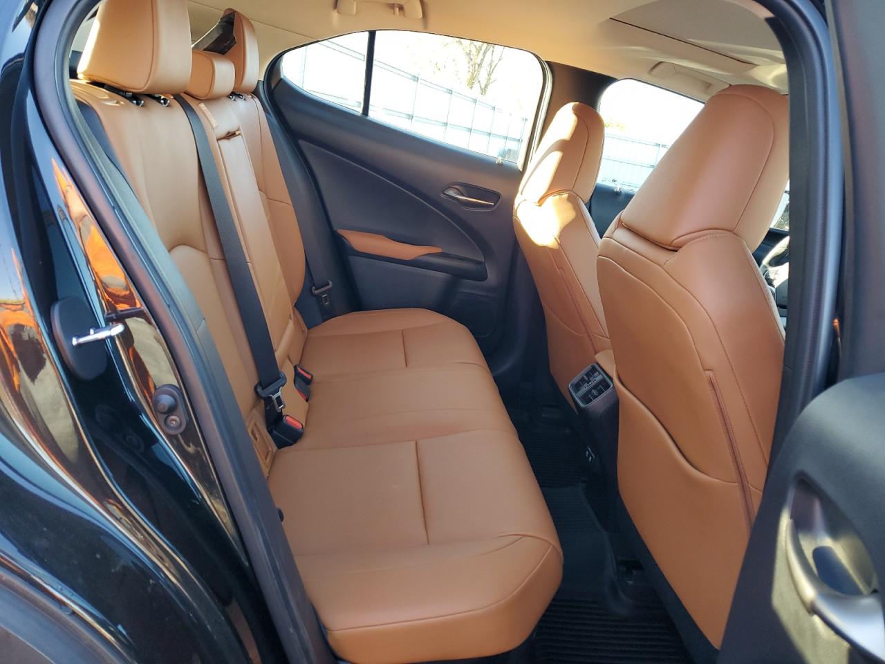 2019 Lexus UX - Image 10