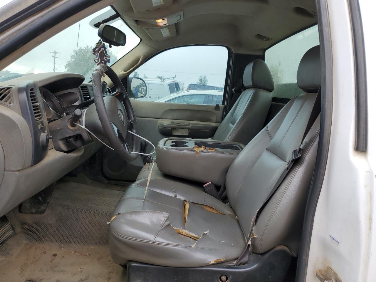 2008 Chevrolet Silverado - Image 7