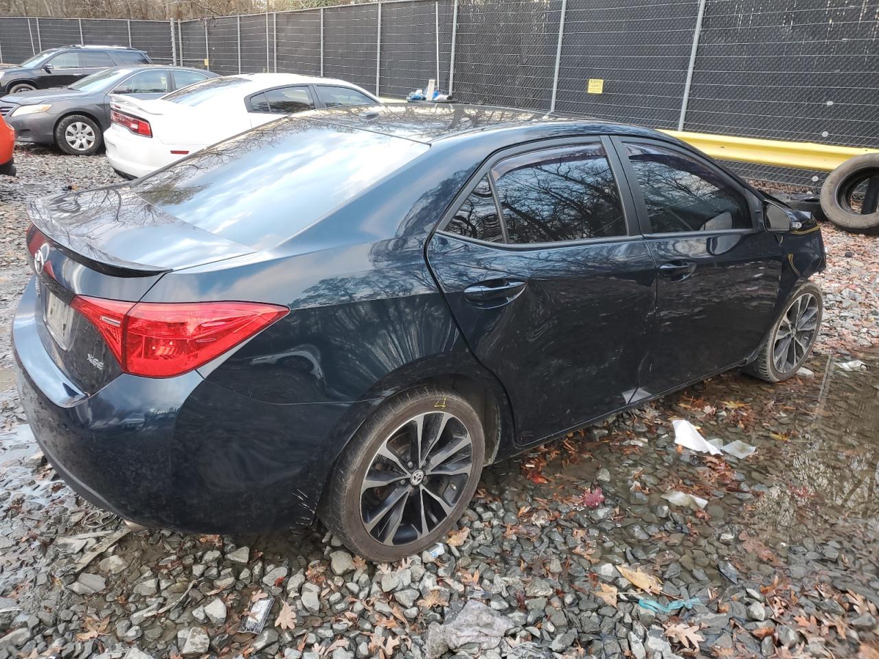 2018 Toyota Corolla - Image 3
