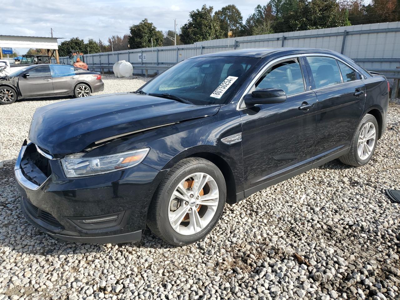 VIN 1FAHP2E81GG144057 2016 FORD TAURUS no.1