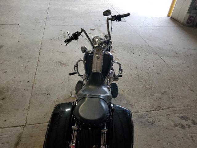  HARLEY-DAVIDSON FL 2018 Чорний