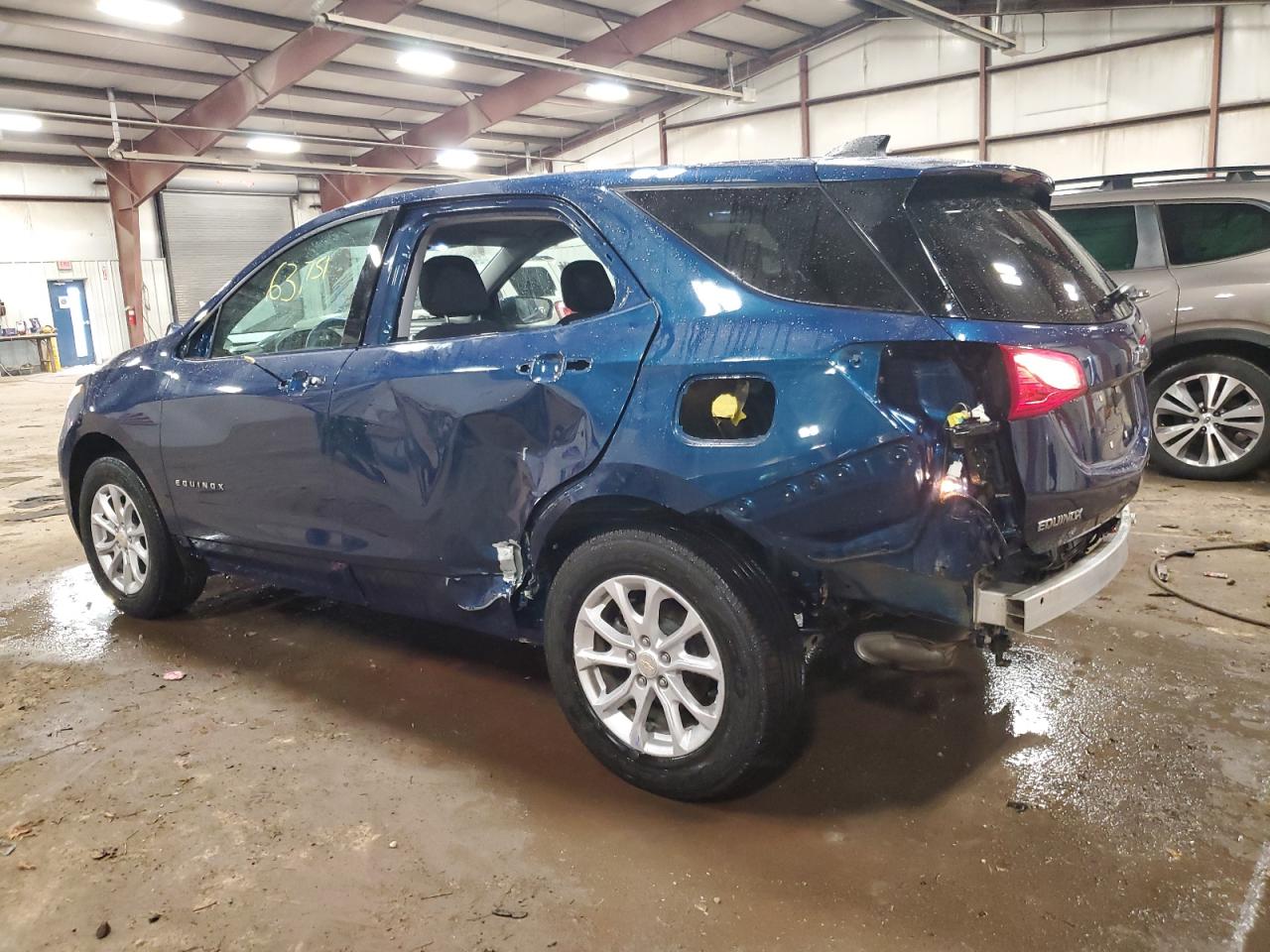 2020 Chevrolet Equinox - Image 2
