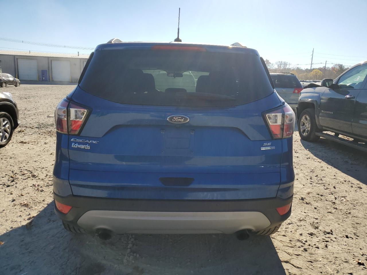 VIN 1FMCU9GD6HUC75158 2017 FORD ESCAPE no.6