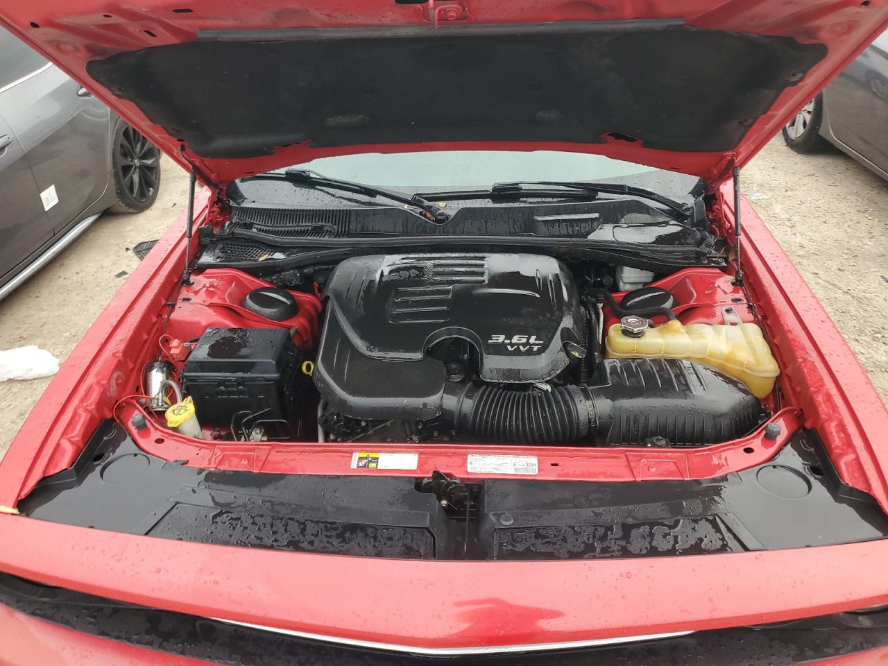 2013 Dodge Challenger - Image 11