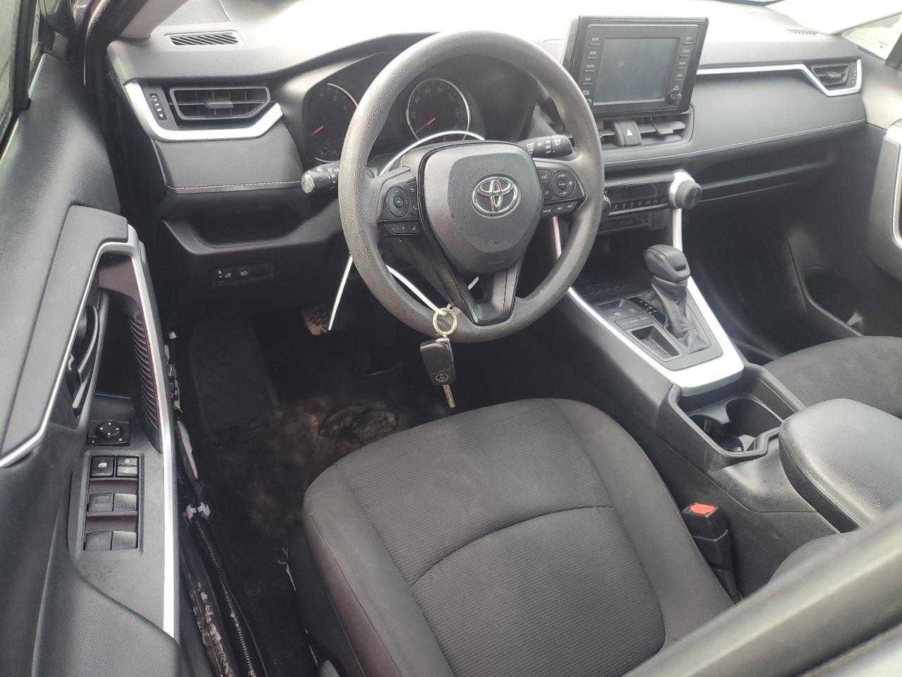 2019 Toyota RAV 4 - Image 8