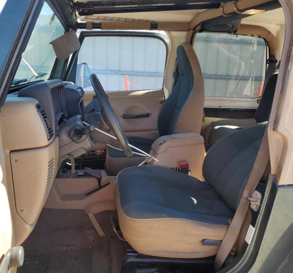 2002 Jeep Wrangler / Tj Sahara VIN: 1J4FA59S02P761365 Lot: 81899144