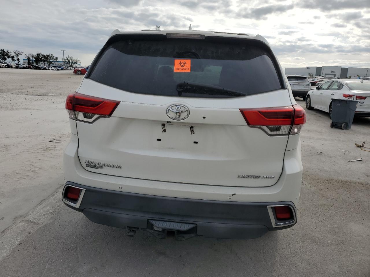 2018 Toyota Highlander Limited VIN: 5TDDZRFH3JS863379 Lot: 80227124